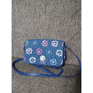 VERA BRADLEY Navy Blue Ellie Flowers Turnlock Crossbody